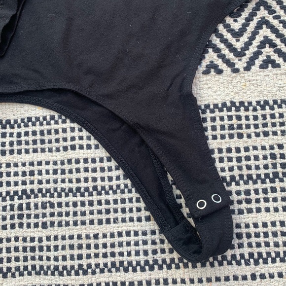 AGOLDE Sylvi Square Back Bodysuit size XS - Picture 6 of 8